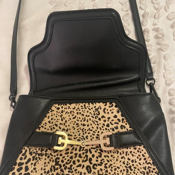 Sam Edelman Makena Crossbody Clutch - Picture 3 of 7